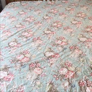 Ralph Lauren Charlotte Queen Bedspread & 2 shams